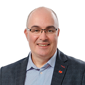 Éric Dupont, conseiller en gestion de patrimoine et gestionnaire de portefeuille.